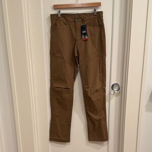Men’s Mountain Hardwear Tan Khakis